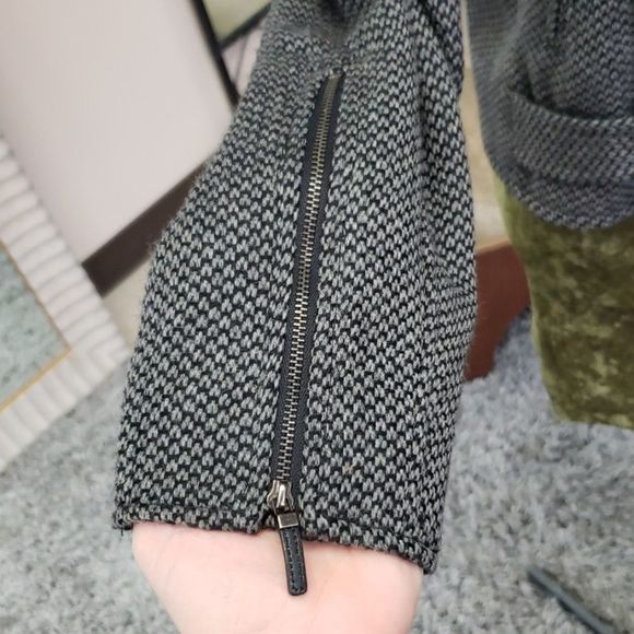 Ralph Lauren Fashionable Zip Front Wool Jacket - Picture 4 of 8